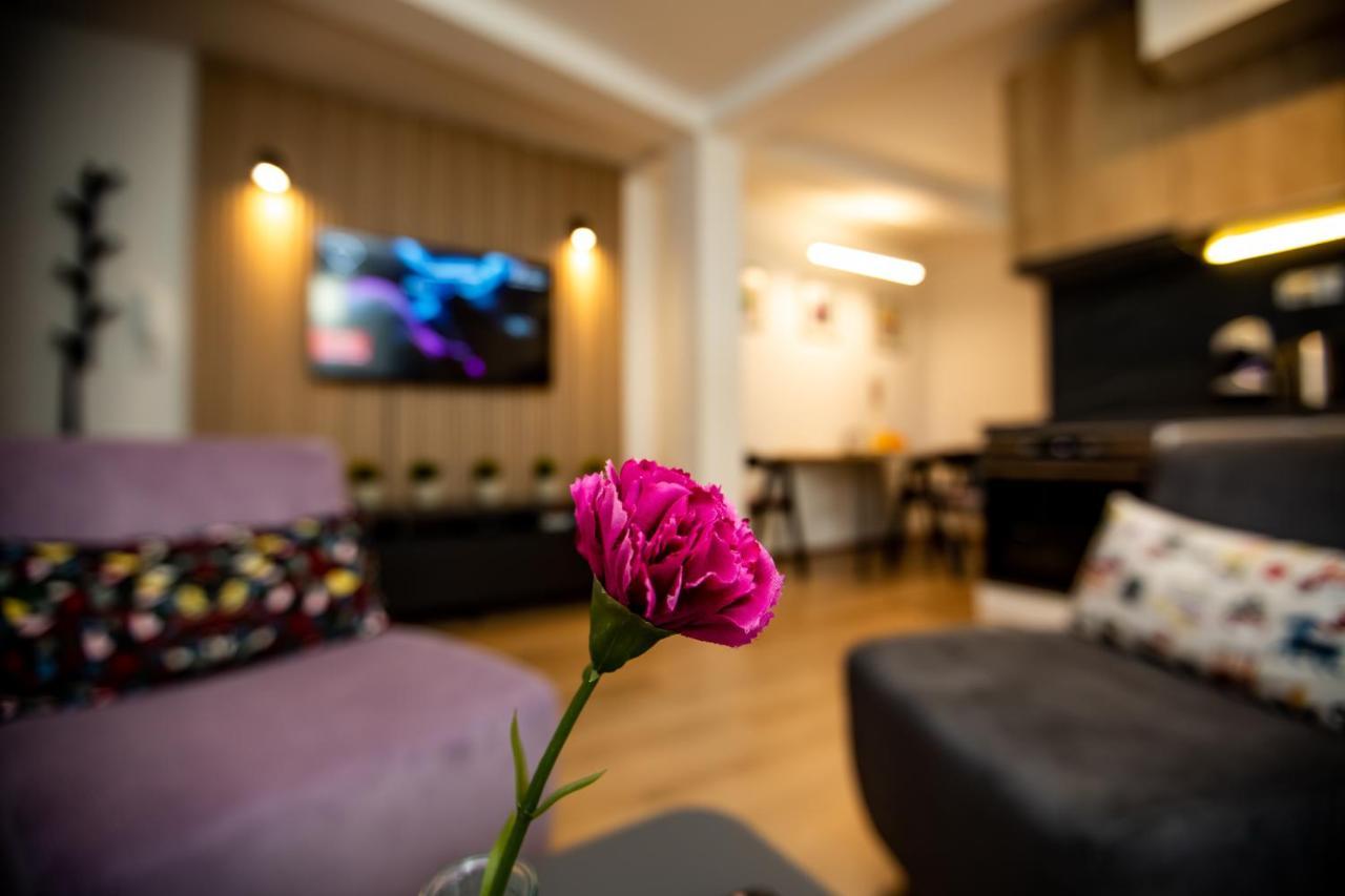 Charming Apartment In Shtip'S Downtown Stip Exterior photo