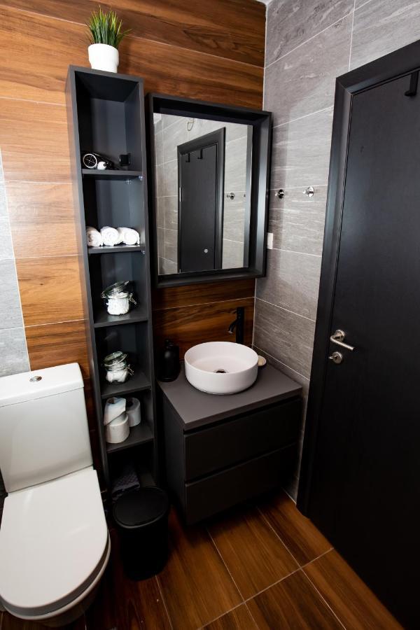 Charming Apartment In Shtip'S Downtown Stip Exterior photo