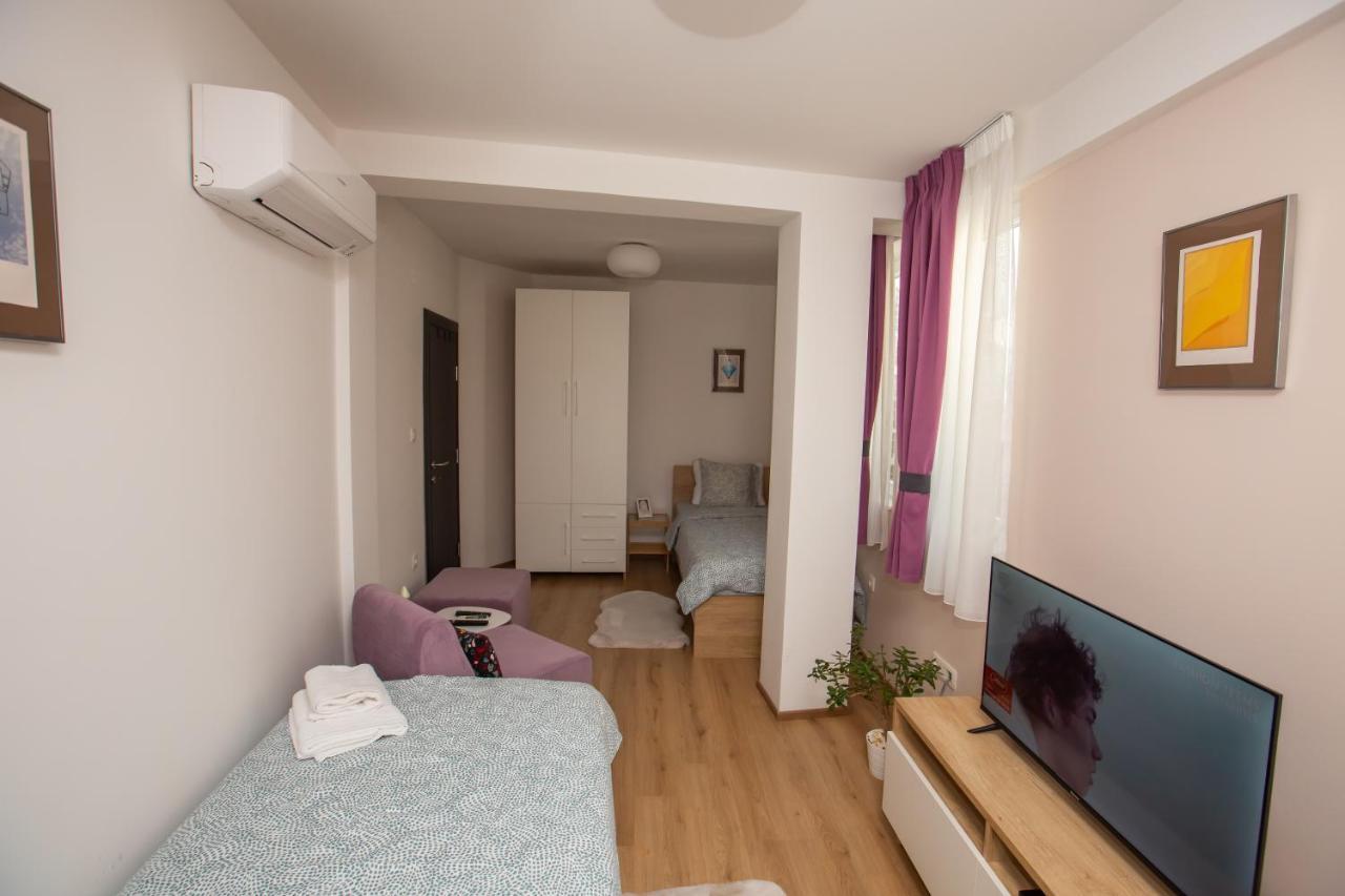 Charming Apartment In Shtip'S Downtown Stip Exterior photo